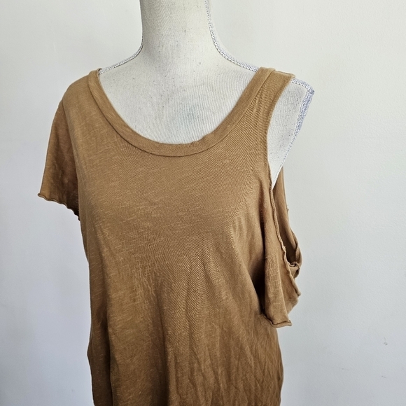 LNA Brown Ombre Asymmetrical Off Shoulder Tee - Picture 3 of 9